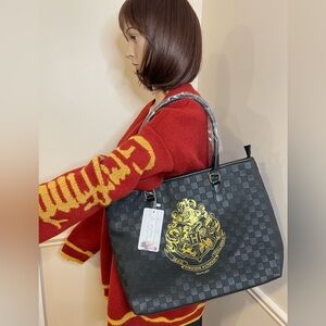 ✨Set of 3 Items✨ NWT Harry Potter Tote Bag & Case & Cardigan